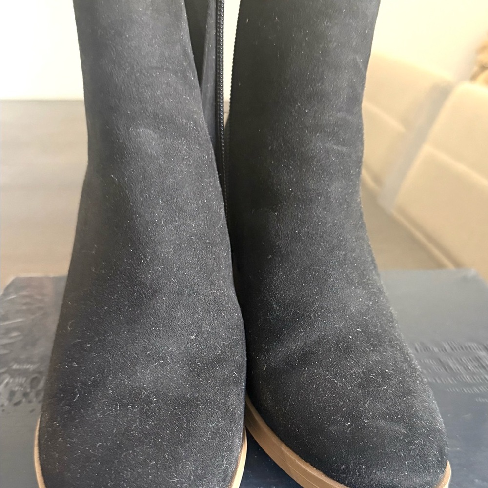 Universal Thread Black Suede Ankle Boots